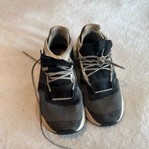 Not sold (like Poshmark says) - Navy Blue On Cloud Sneakers - size 7